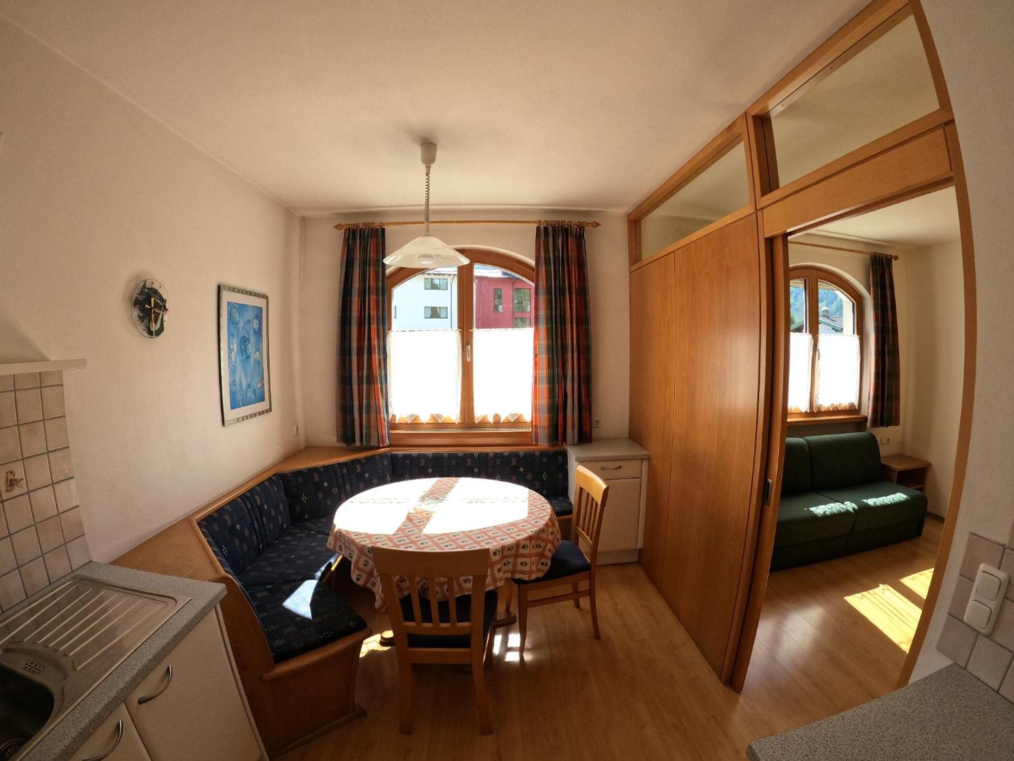 Residence Emma Доббиако Экстерьер фото