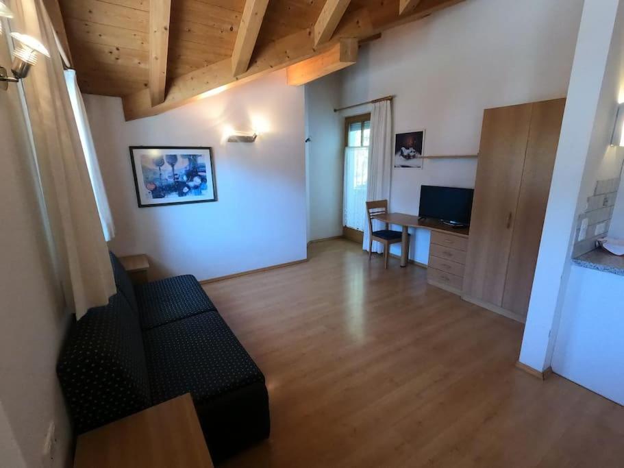 Residence Emma Доббиако Экстерьер фото